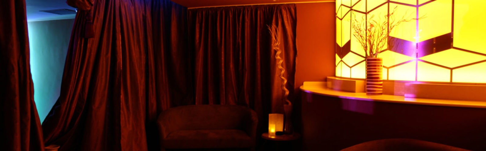 katzclub-gentleman-s-lapdancing-club-in-basildon-essex